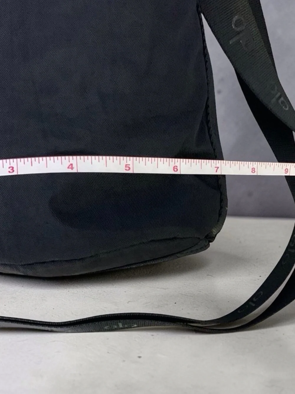 🤩ALO Yoga Black Drawstring Crossbody Bag